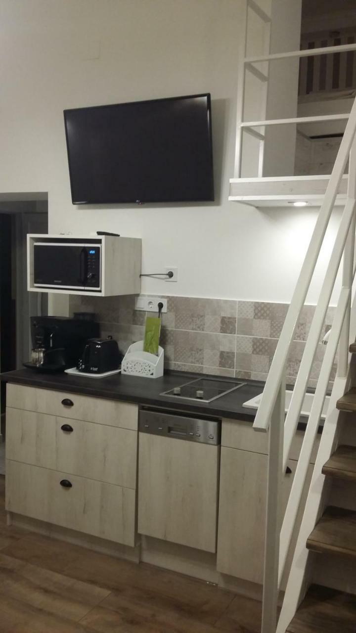 Kossuth Apartmanok Debrecen Eksteriør bilde