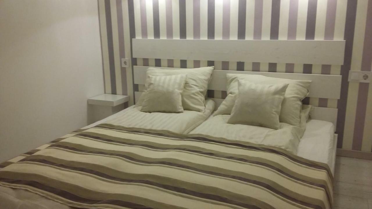 Kossuth Apartmanok Debrecen Eksteriør bilde